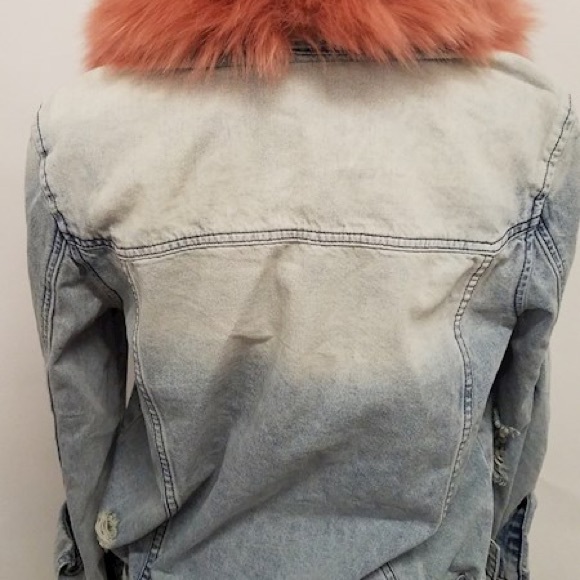 Ava/Kris distressed jean jacket w/ fox fur collar - Picture 2 of 6